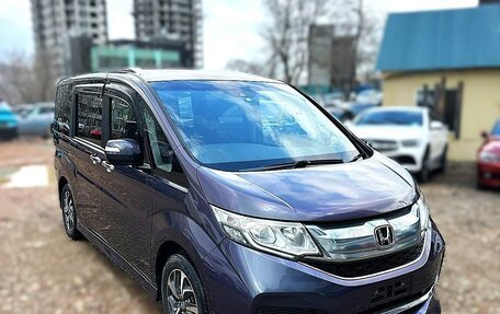 Honda Stepwgn IV, 2017 год, 1 810 000 рублей, 5 фотография