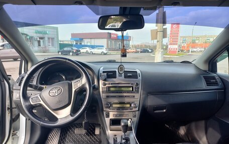 Toyota Avensis III рестайлинг, 2012 год, 1 530 000 рублей, 10 фотография
