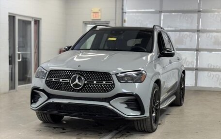 Mercedes-Benz GLE, 2024 год, 15 200 000 рублей, 2 фотография