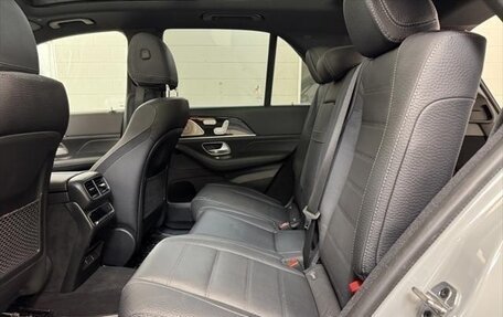 Mercedes-Benz GLE, 2024 год, 15 200 000 рублей, 37 фотография