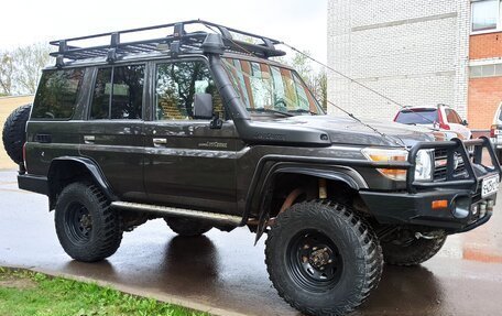 Toyota Land Cruiser 70, 2009 год, 5 500 000 рублей, 3 фотография