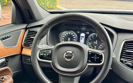 Volvo XC90 II рестайлинг, 2021 год, 3 990 099 рублей, 10 фотография