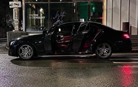 Mercedes-Benz E-Класс, 2018 год, 3 790 000 рублей, 10 фотография