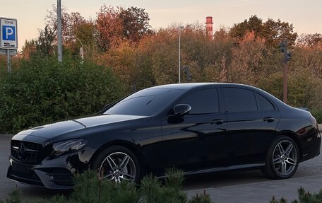 Mercedes-Benz E-Класс, 2018 год, 3 790 000 рублей, 5 фотография