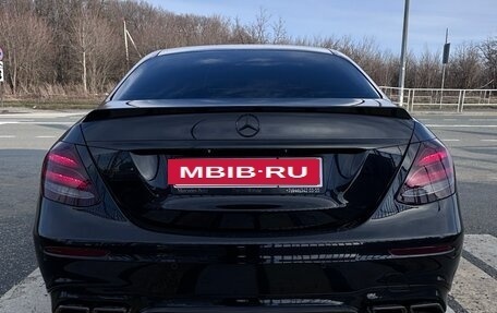 Mercedes-Benz E-Класс, 2018 год, 3 790 000 рублей, 14 фотография
