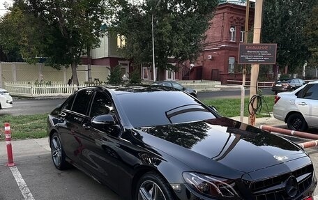 Mercedes-Benz E-Класс, 2018 год, 3 790 000 рублей, 4 фотография
