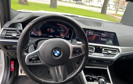 BMW 3 серия, 2020 год, 4 400 000 рублей, 19 фотография