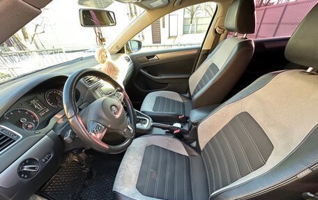Volkswagen Jetta VI, 2012 год, 1 100 000 рублей, 7 фотография