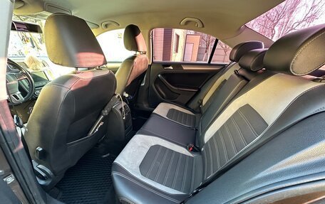 Volkswagen Jetta VI, 2012 год, 1 100 000 рублей, 6 фотография