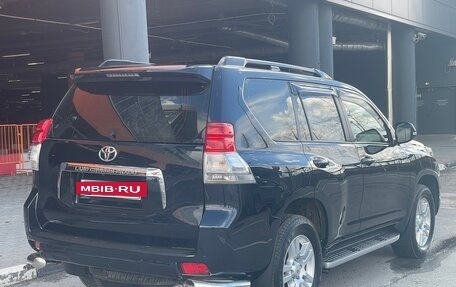 Toyota Land Cruiser Prado 150 рестайлинг 2, 2011 год, 2 760 000 рублей, 6 фотография