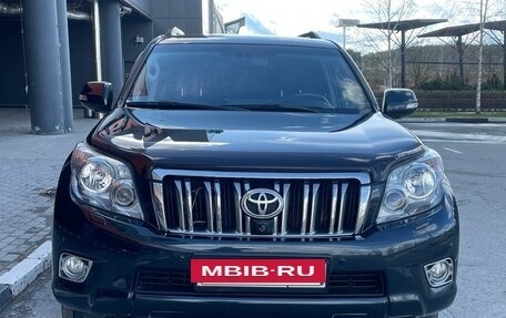 Toyota Land Cruiser Prado 150 рестайлинг 2, 2011 год, 2 760 000 рублей, 8 фотография
