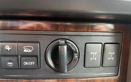 Toyota Land Cruiser Prado 150 рестайлинг 2, 2011 год, 2 760 000 рублей, 27 фотография
