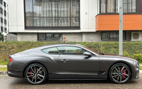 Bentley Continental GT III, 2022 год, 21 700 000 рублей, 2 фотография