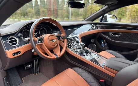 Bentley Continental GT III, 2022 год, 21 700 000 рублей, 13 фотография