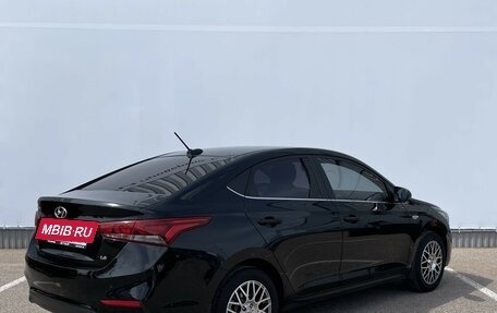 Hyundai Solaris II рестайлинг, 2017 год, 1 159 000 рублей, 2 фотография
