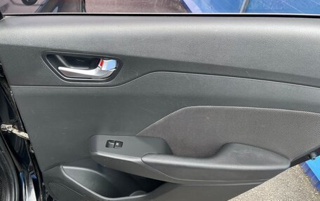 Hyundai Solaris II рестайлинг, 2017 год, 1 159 000 рублей, 23 фотография