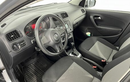 Volkswagen Polo VI (EU Market), 2011 год, 727 000 рублей, 17 фотография