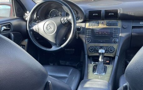 Mercedes-Benz C-Класс, 2006 год, 1 150 000 рублей, 5 фотография