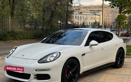 Porsche Panamera II рестайлинг, 2013 год, 2 700 000 рублей, 4 фотография