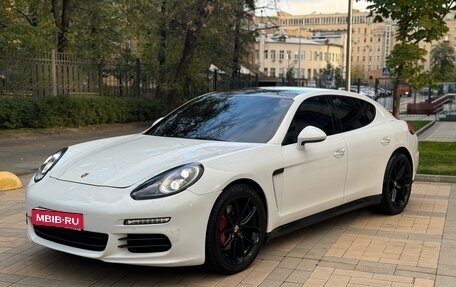 Porsche Panamera II рестайлинг, 2013 год, 2 700 000 рублей, 3 фотография