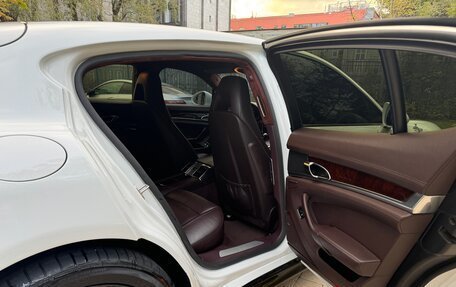 Porsche Panamera II рестайлинг, 2013 год, 2 700 000 рублей, 25 фотография
