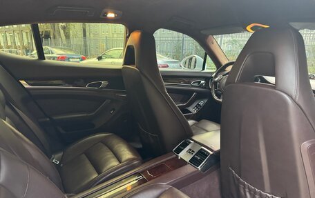 Porsche Panamera II рестайлинг, 2013 год, 2 700 000 рублей, 26 фотография