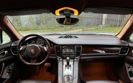 Porsche Panamera II рестайлинг, 2013 год, 2 700 000 рублей, 28 фотография