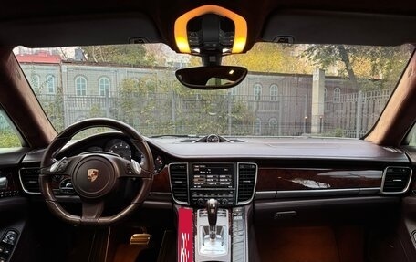 Porsche Panamera II рестайлинг, 2013 год, 2 700 000 рублей, 29 фотография