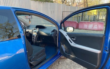 Toyota Yaris III рестайлинг, 2008 год, 800 000 рублей, 7 фотография
