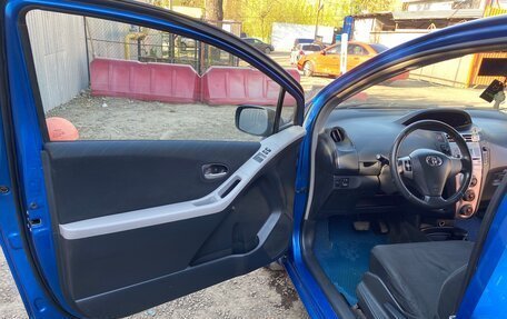 Toyota Yaris III рестайлинг, 2008 год, 800 000 рублей, 6 фотография