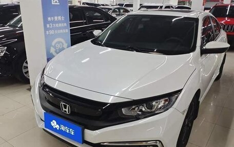 Honda Civic, 2022 год, 1 820 000 рублей, 2 фотография