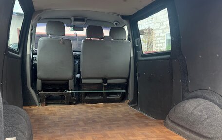 Volkswagen Transporter T5 рестайлинг, 2005 год, 1 050 000 рублей, 9 фотография