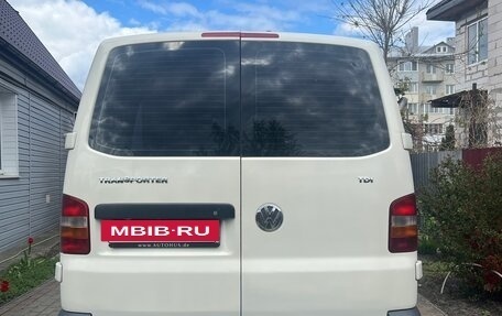 Volkswagen Transporter T5 рестайлинг, 2005 год, 1 050 000 рублей, 5 фотография