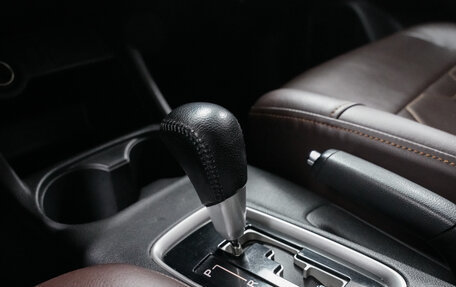 Mitsubishi Outlander III рестайлинг 3, 2016 год, 1 800 000 рублей, 14 фотография