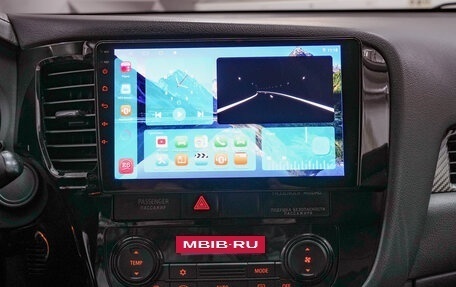 Mitsubishi Outlander III рестайлинг 3, 2016 год, 1 800 000 рублей, 15 фотография
