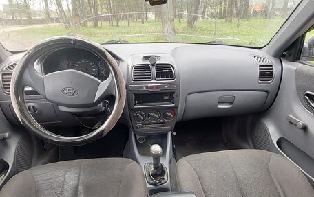 Hyundai Accent II, 2004 год, 420 000 рублей, 7 фотография