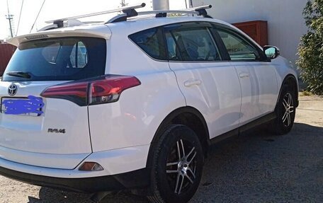 Toyota RAV4, 2019 год, 2 650 000 рублей, 4 фотография