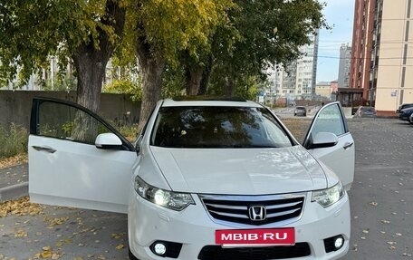 Honda Accord VIII рестайлинг, 2011 год, 1 720 000 рублей, 15 фотография
