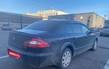 Skoda Superb III рестайлинг, 2011 год, 999 999 рублей, 5 фотография