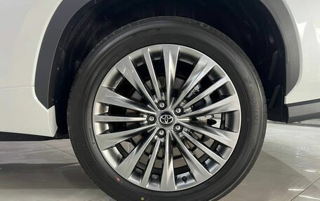 Toyota Highlander, 2025 год, 5 899 000 рублей, 24 фотография