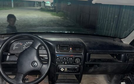 Opel Vectra A, 1992 год, 125 000 рублей, 6 фотография