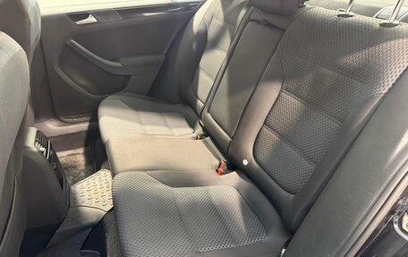 Volkswagen Jetta VI, 2011 год, 899 800 рублей, 6 фотография