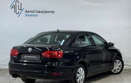 Volkswagen Jetta VI, 2011 год, 899 800 рублей, 2 фотография