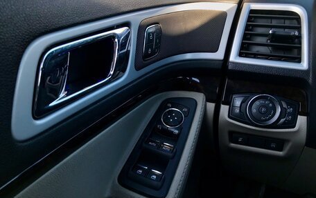 Ford Explorer VI, 2013 год, 1 100 000 рублей, 7 фотография
