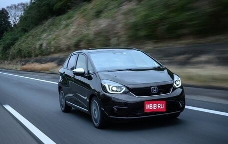 Honda Fit, 2021 год, 475 000 рублей, 1 фотография