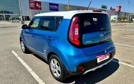 KIA Soul II рестайлинг, 2017 год, 1 500 000 рублей, 3 фотография