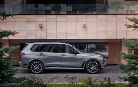 BMW X7, 2022 год, 14 999 999 рублей, 8 фотография