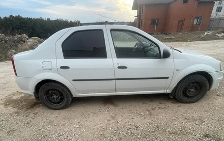 Renault Logan I, 2011 год, 500 000 рублей, 3 фотография