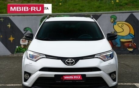 Toyota RAV4, 2018 год, 2 643 000 рублей, 4 фотография