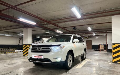Toyota Highlander III, 2011 год, 1 600 000 рублей, 9 фотография